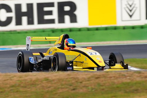 Nick Catsburg in MP Renault